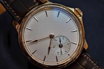 万国表维修官售后服务热线