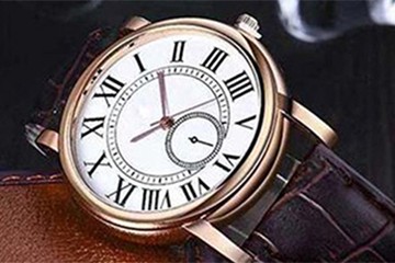 万国表的官售后维修电话